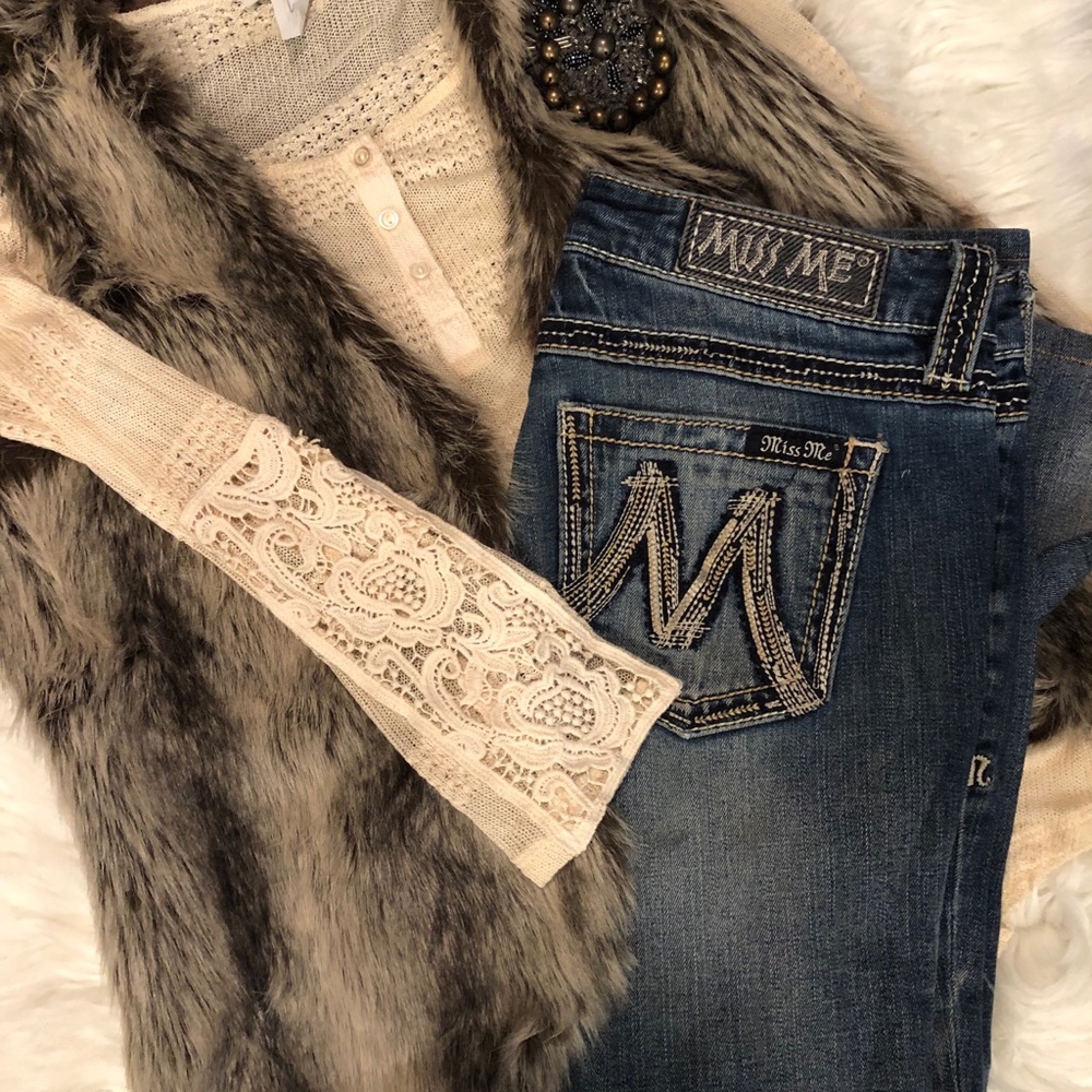 GORGEOUS FAUX VEST❤️3/25 - Picture 4 of 4